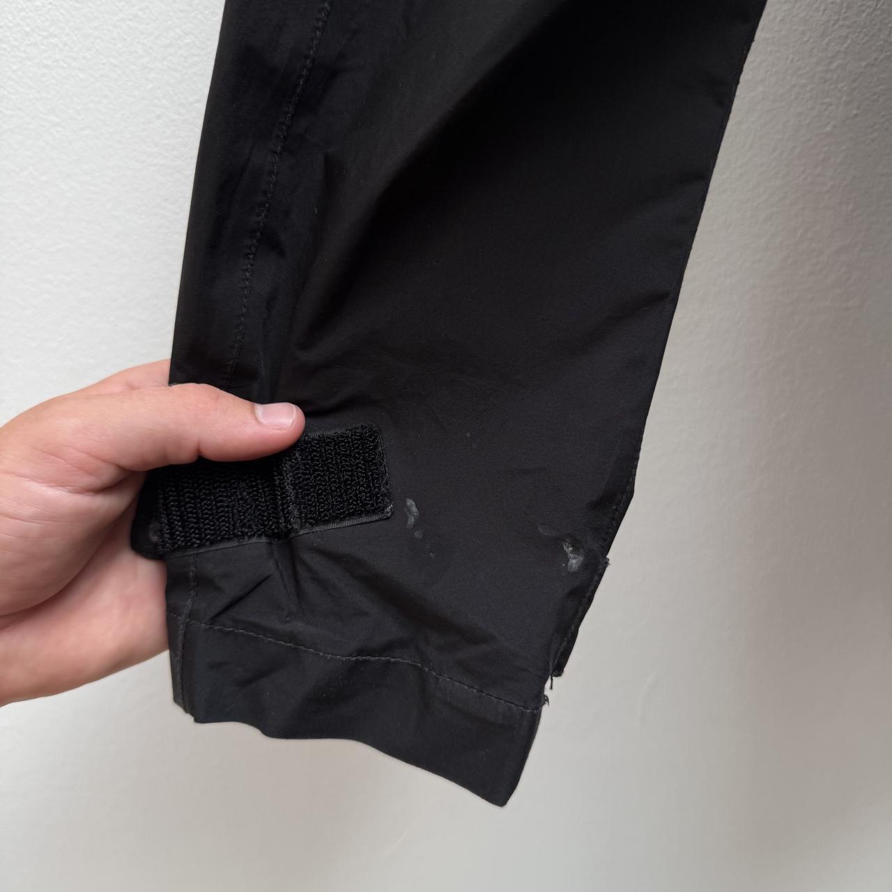 Stone Island Goretex Paclite Jacket in Black (S)