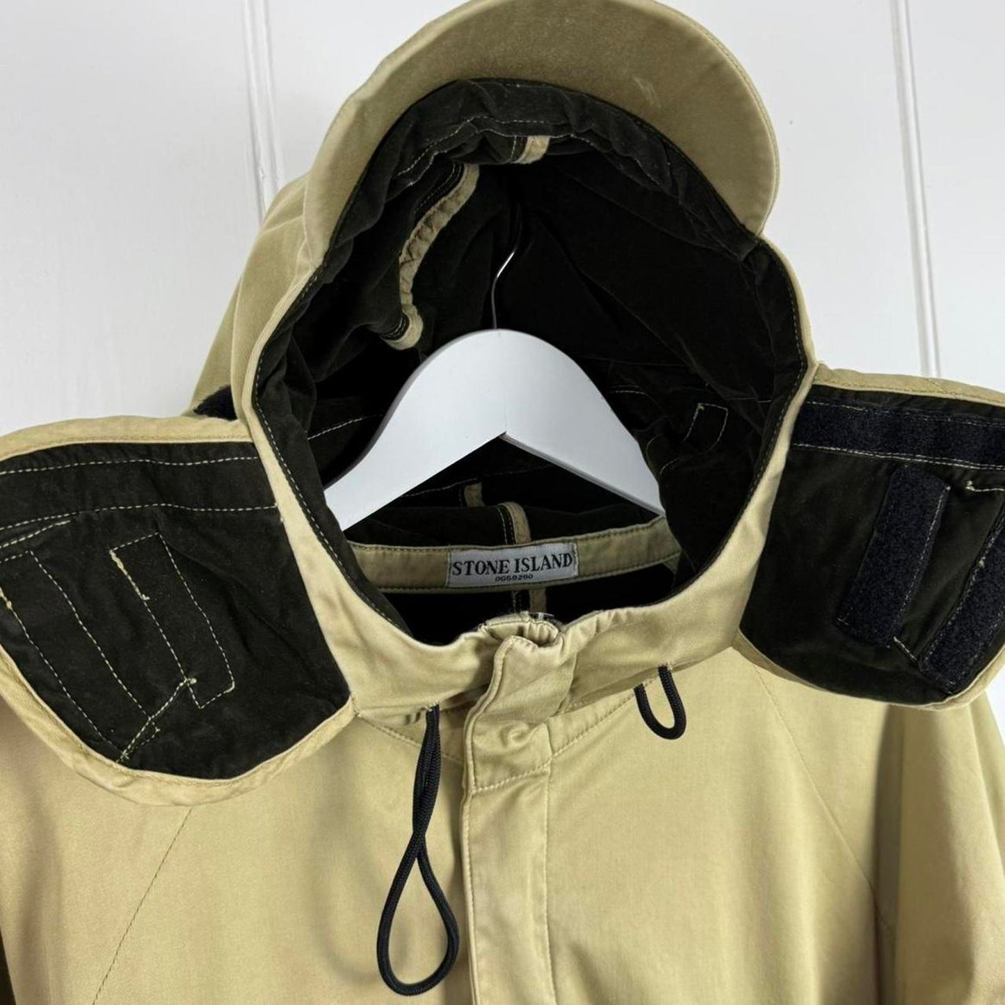 Stone Island Raso Floccato Sniper Mask Jacket Beige (XL)