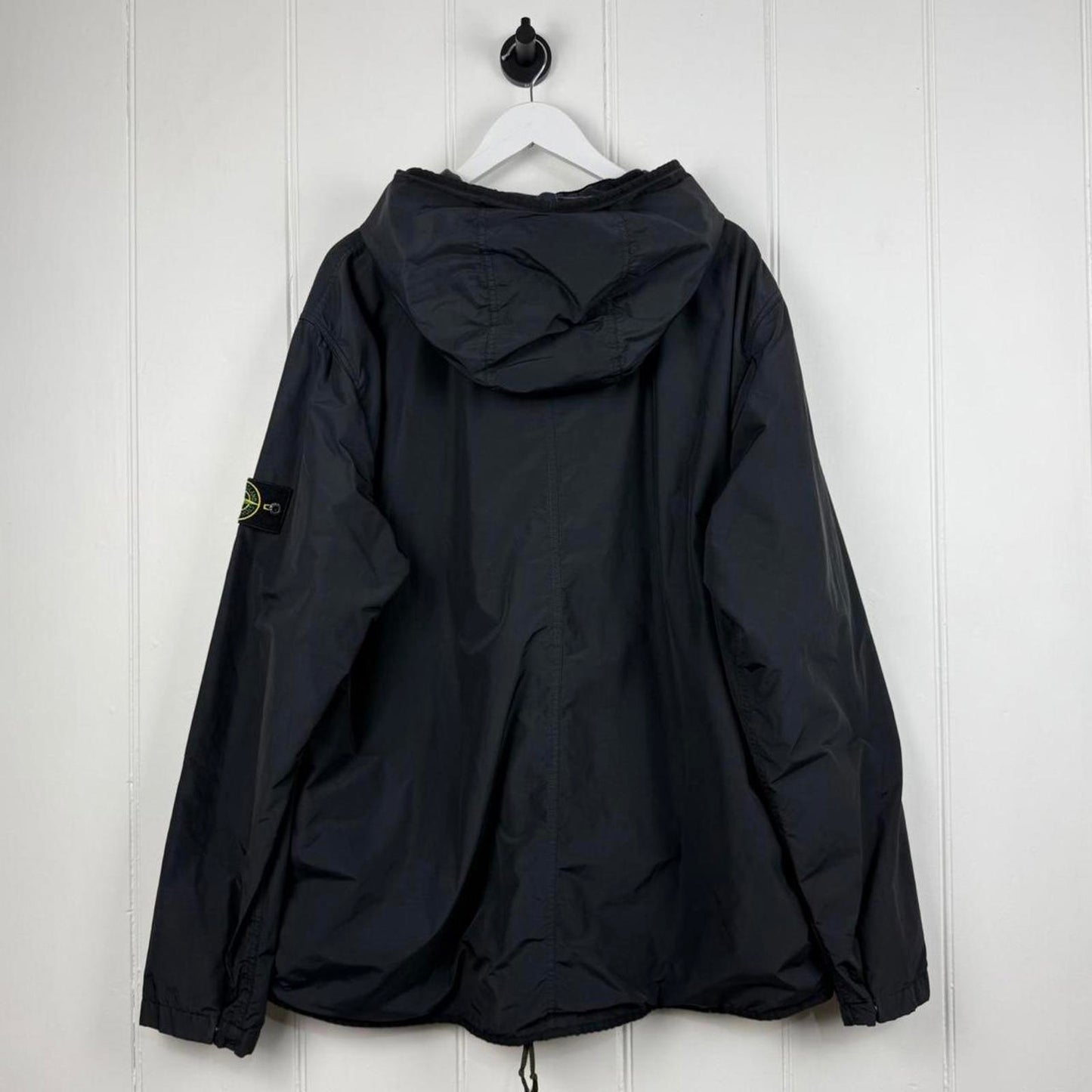 00s Stone Island Resin Cotton Jacket in Black (3XL)