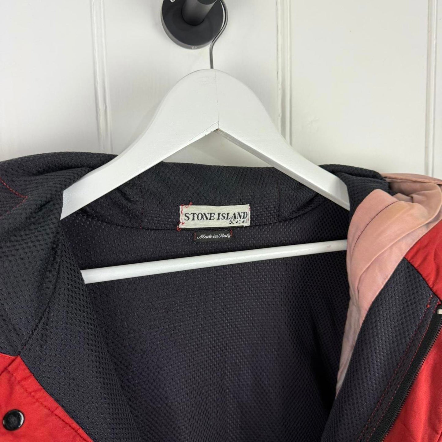 00s Stone Island Raso Gommato Jacket in Red (L)