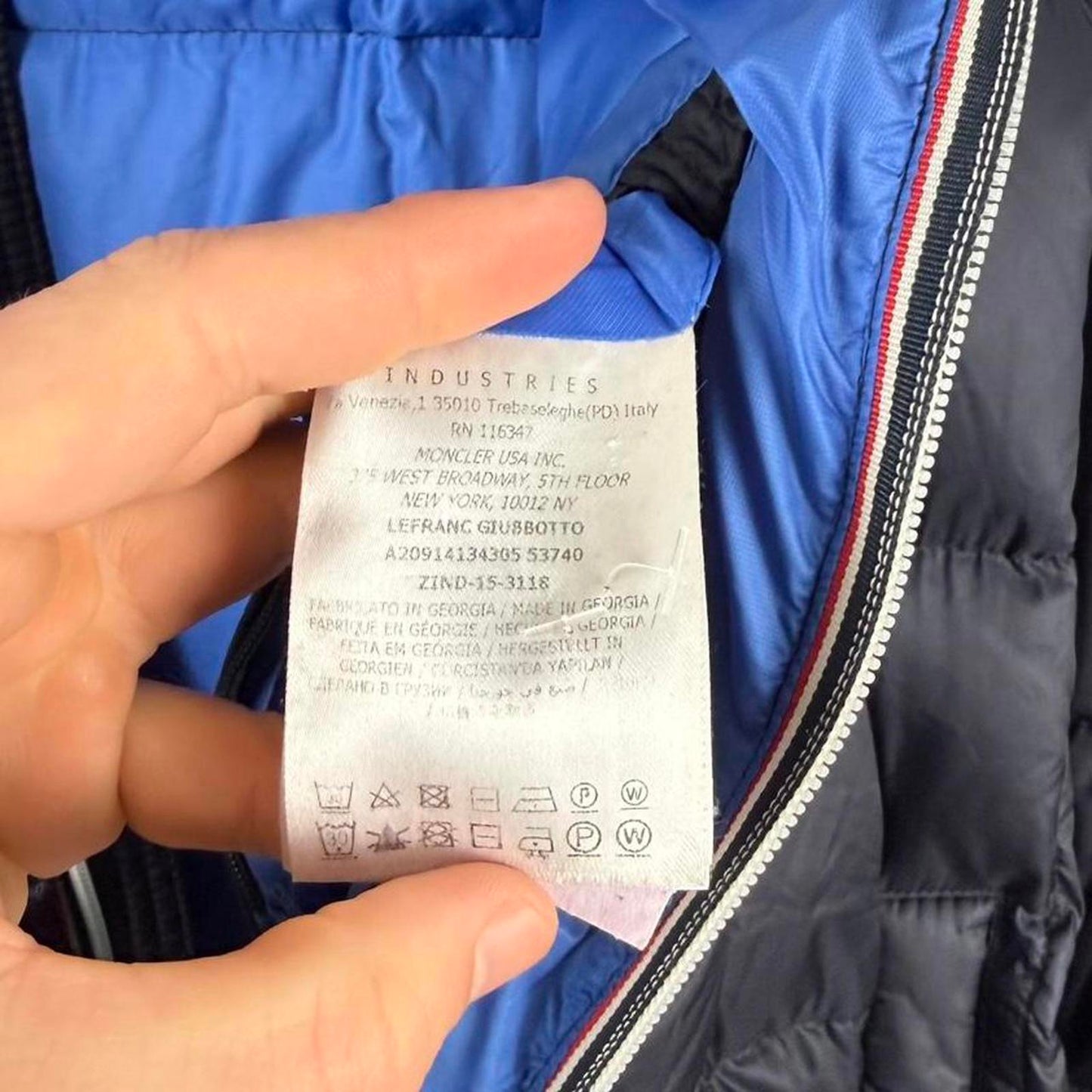 Moncler Lefranc Down Puffer Jacket Navy (fits L/XL)