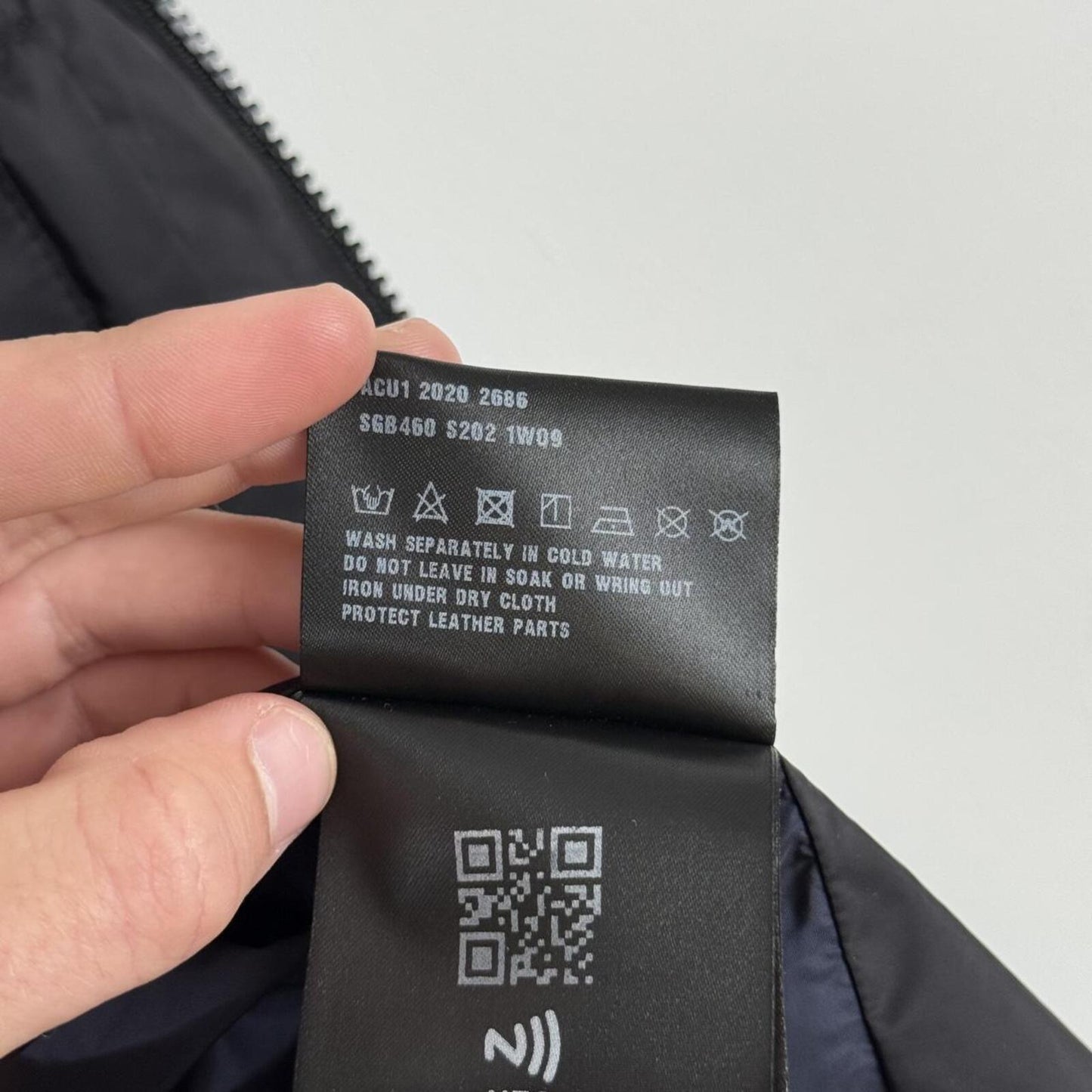 Prada Re-Nylon Hooded Jacket Navy (M/L)