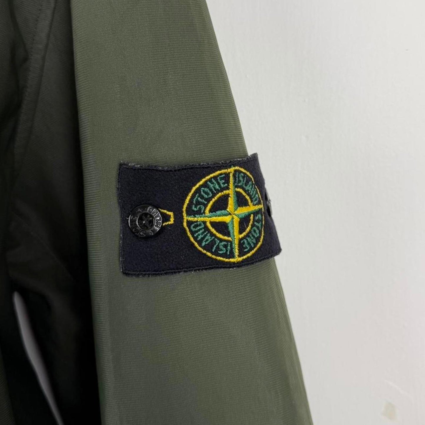 Stone Island Nylam Jacket – Olive Green (XXL)