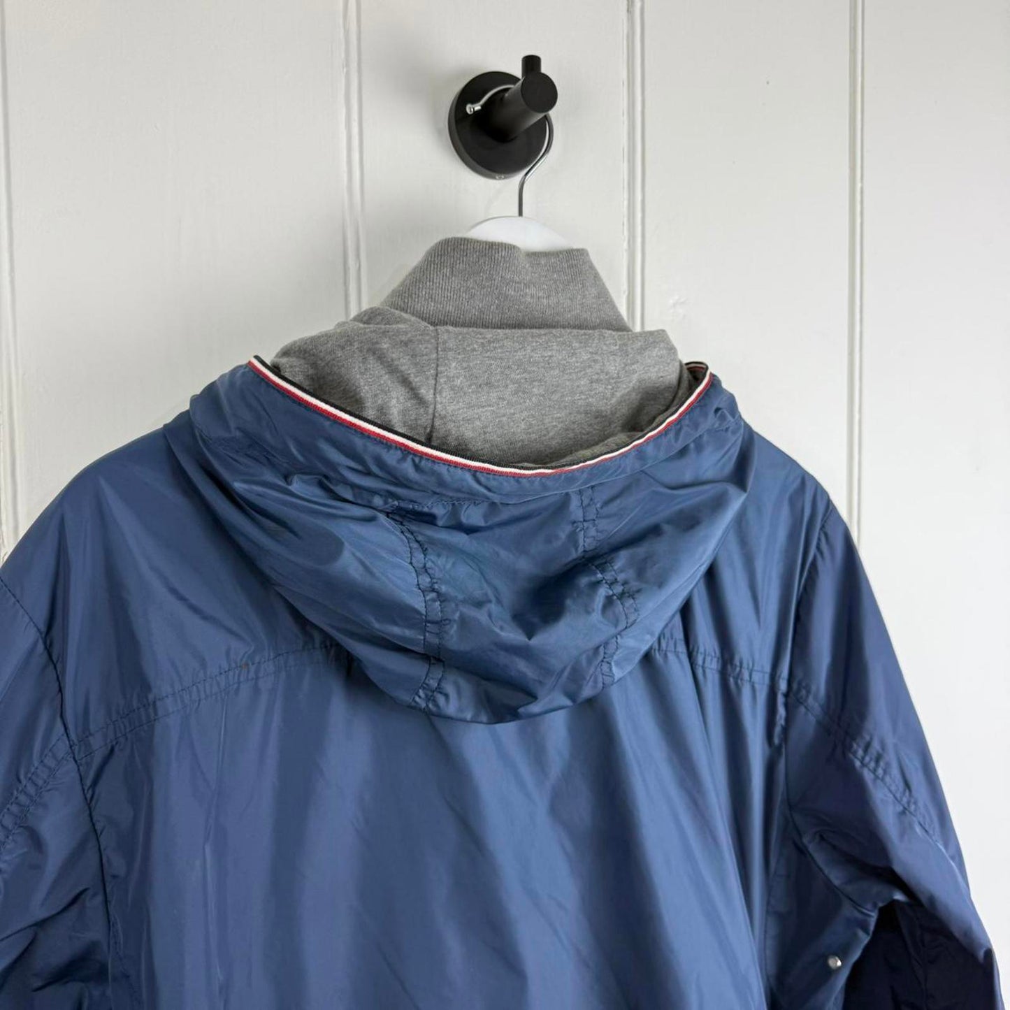 Moncler “Urville Giubbotto” Packable Hooded Jacket in Navy / Grey (M/L)