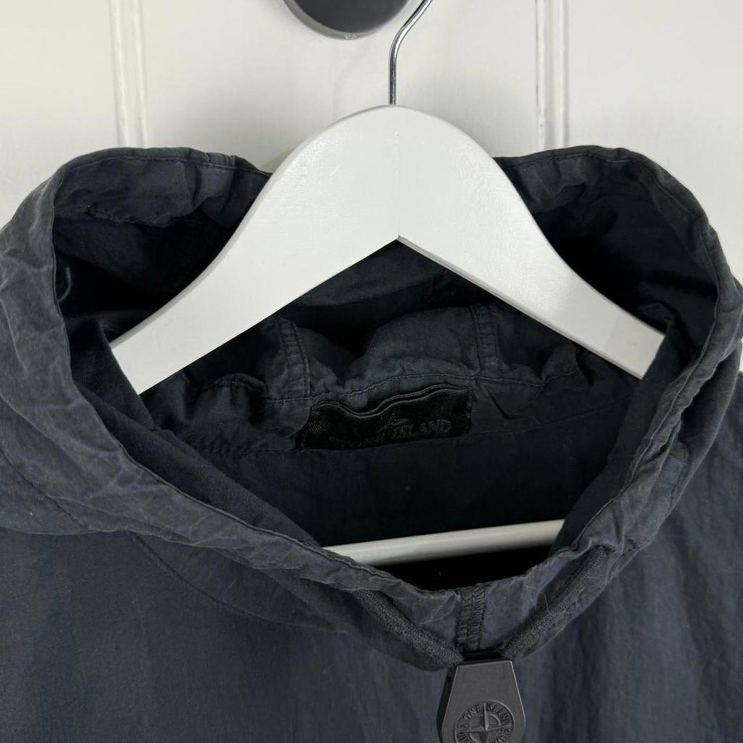 Stone Island Ghost Smock Jacket in Black (M)