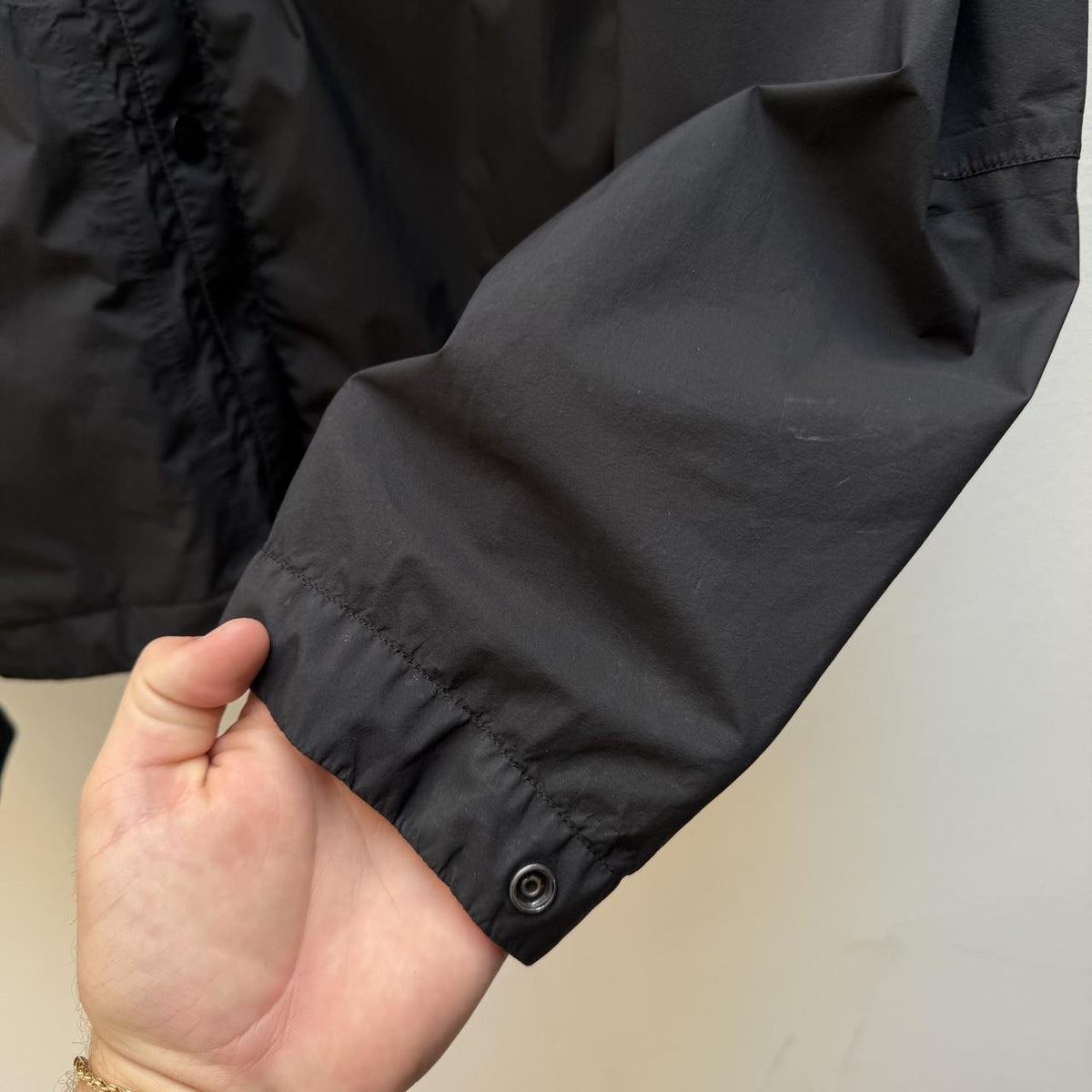 Stone Island Garment Dyed Performance Tela Hooded Jacket – Black (L)
