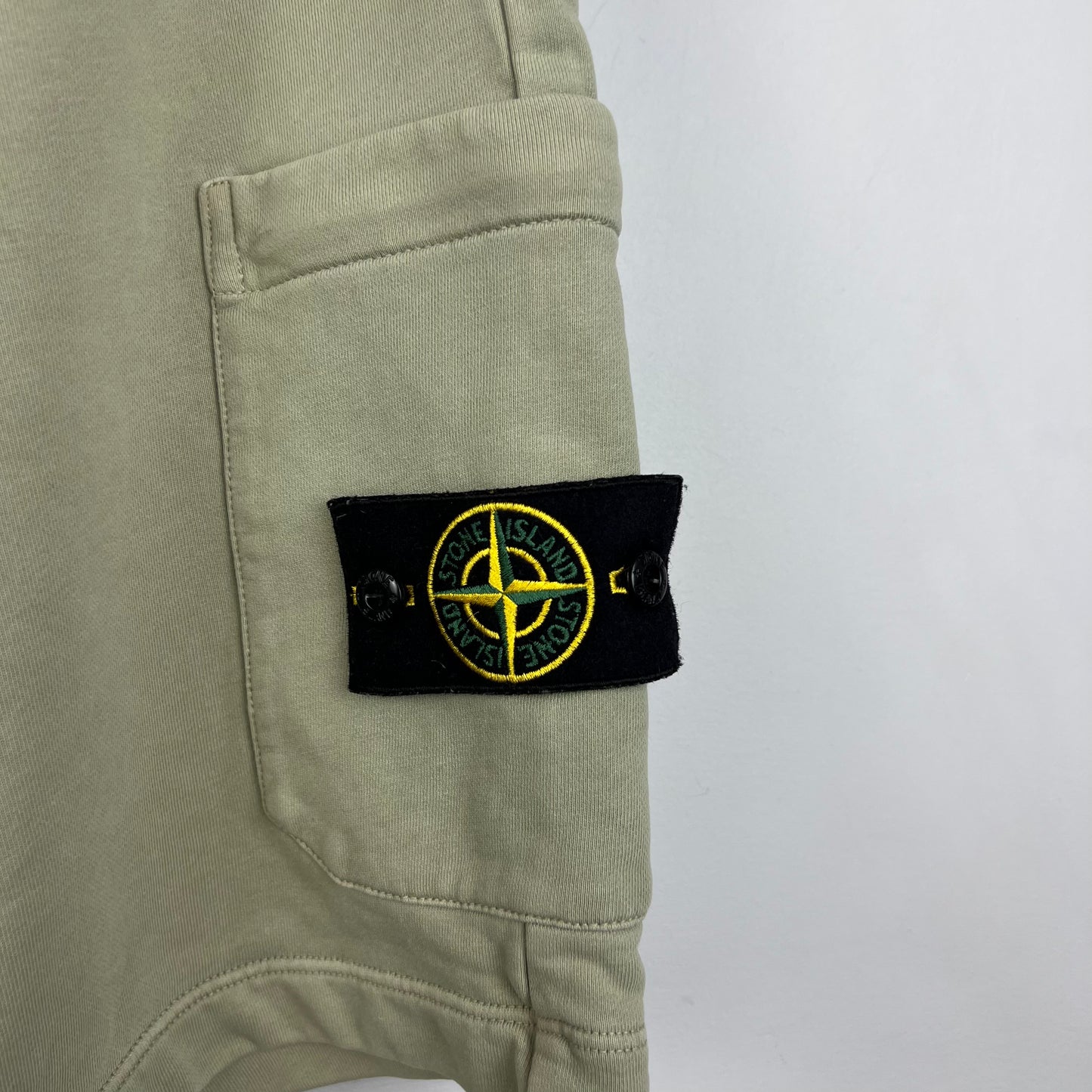 Stone Island Shorts (M)