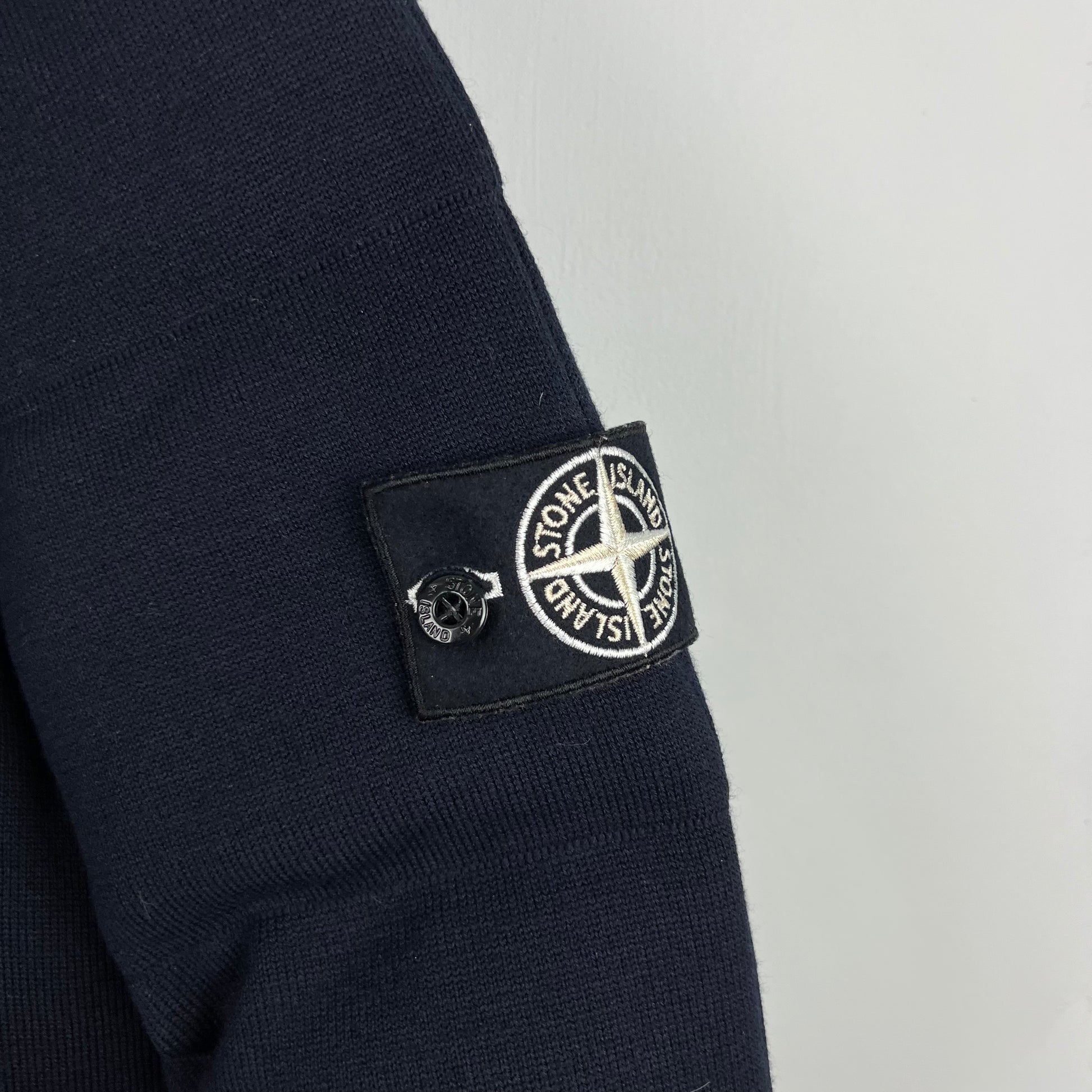 Stone island ice badge online