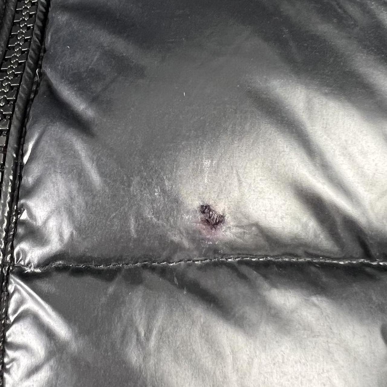 Fix hole in moncler cheap jacket