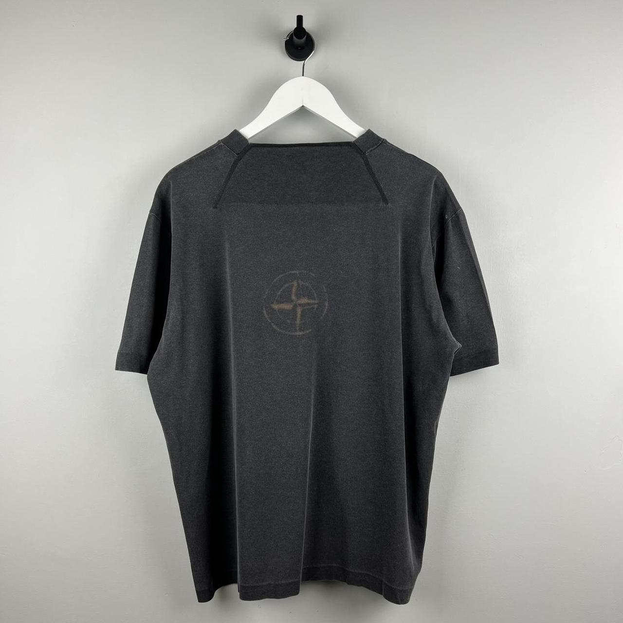 Early 00’s Stone Island Logo T-shirt (L)