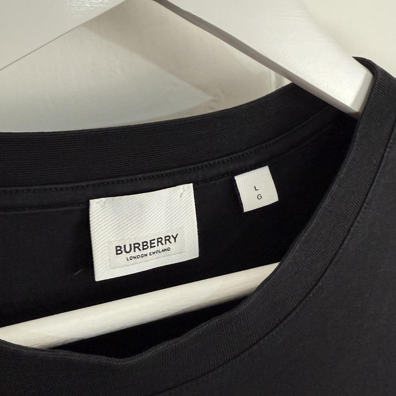 Burberry London England T-shirt (L)