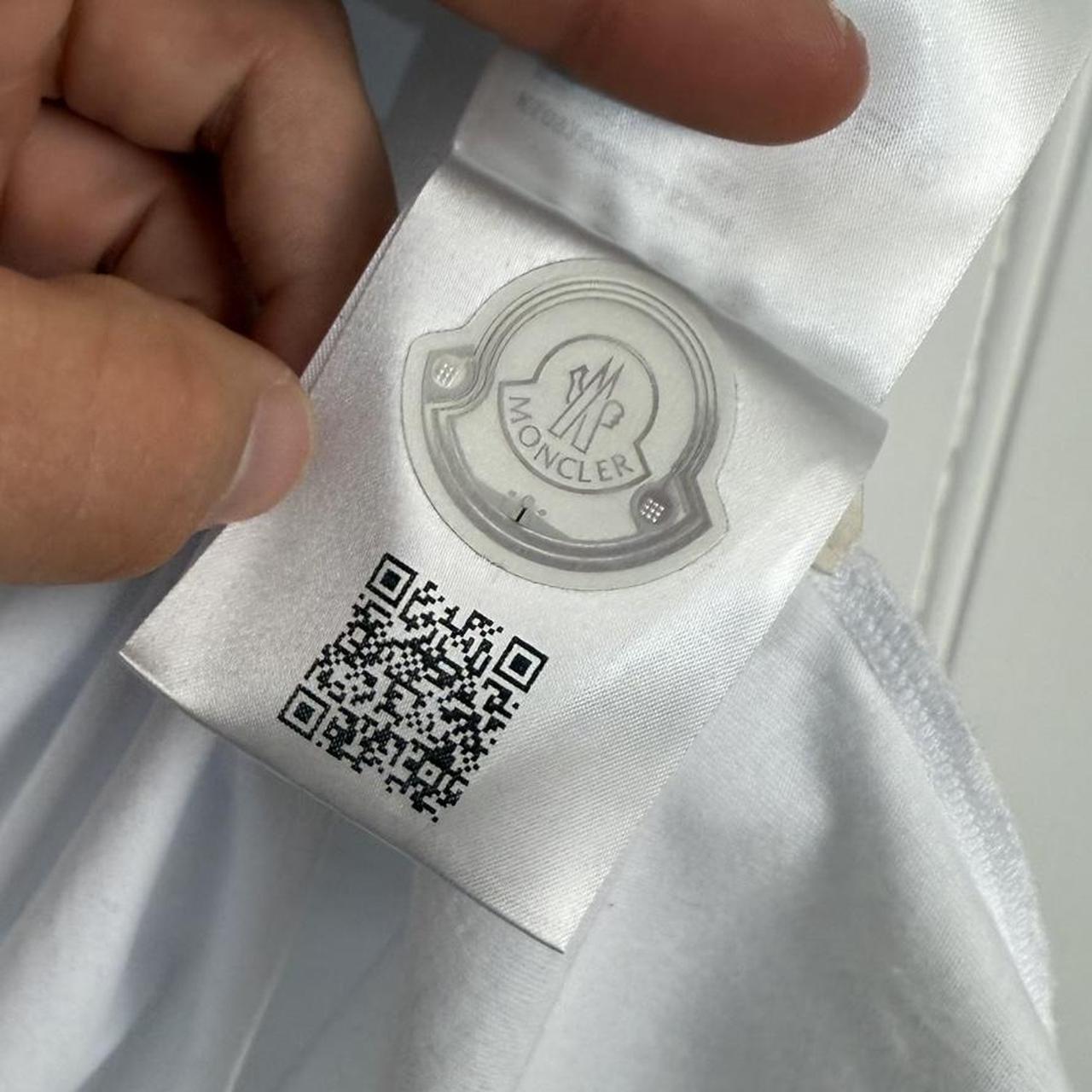 Moncler Logo T Shirt (M)